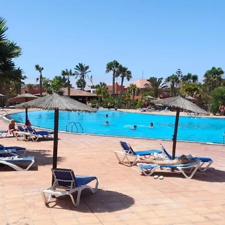 Happy Place, Precioso Con Piscina * קורלחו